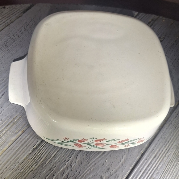 VIntage CorningWare Rosemarie Pink Tulip Casserole Dish. - Picture 3 of 4